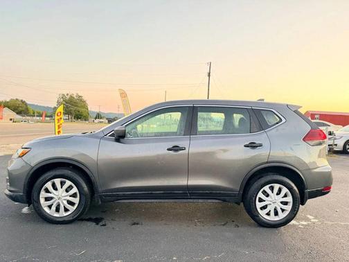 Gun Metallic 2018 Nissan Rogue S