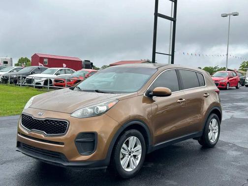 Burnished Copper 2017 Kia Sportage LX