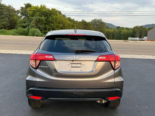 Modern Steel Metallic 2016 Honda HR-V EX