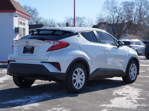 2020 Toyota C-HR LE