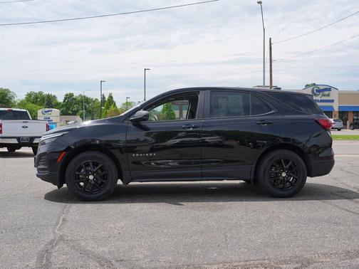 Mosaic Black Metallic 2023 Chevrolet Equinox LS