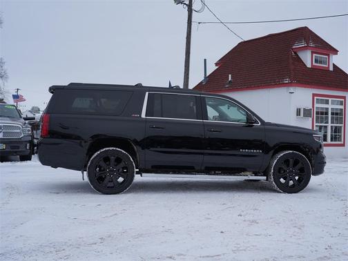 2016 Chevrolet Suburban LT