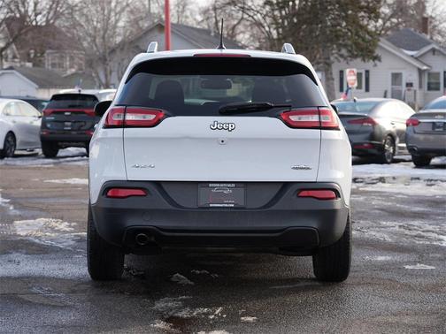 2016 Jeep Cherokee Latitude