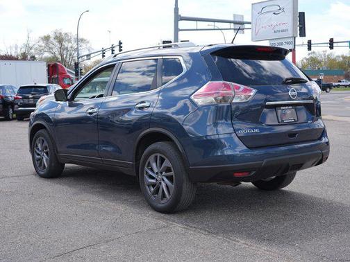 Arctic Blue Metallic 2016 Nissan Rogue SL