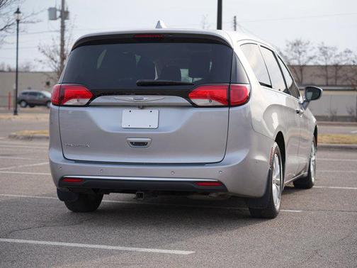2019 Chrysler Pacifica Touring Plus