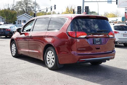 2018 Chrysler Pacifica Touring Plus