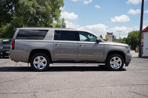 2019 Chevrolet Suburban LT