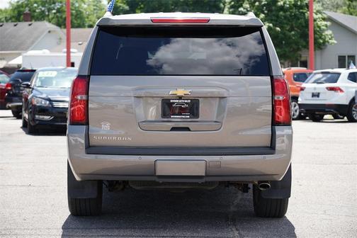 2019 Chevrolet Suburban LT