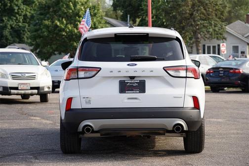 2020 Ford Escape SEL