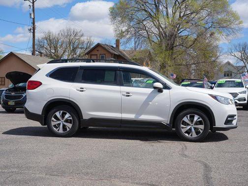 Crystal White Pearl 2020 Subaru Ascent Premium 8-Passenger