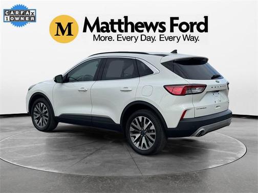 2022 Ford Escape Titanium