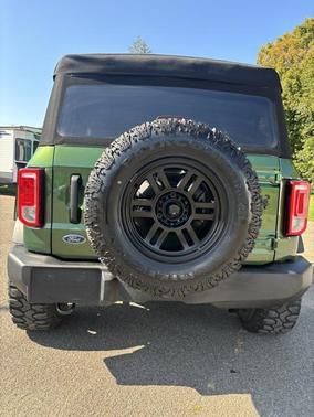 2023 Ford Bronco Base