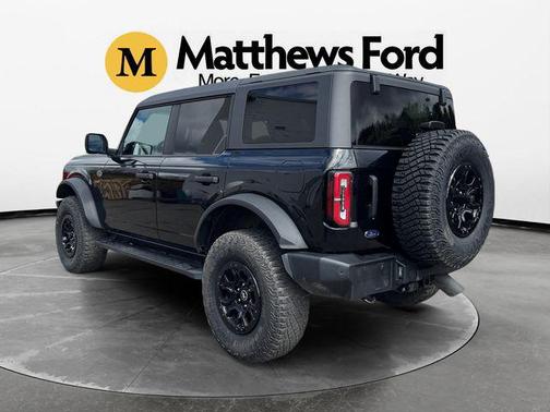 Shadow Black 2024 Ford Bronco Wildtrak