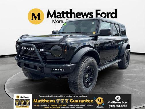 Shadow Black 2024 Ford Bronco Wildtrak