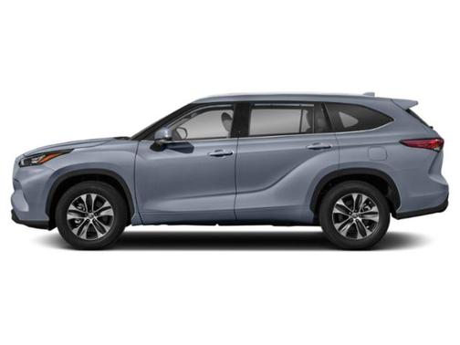 Moon Dust 2022 Toyota Highlander XLE