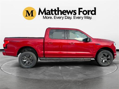 2025 Ford F-150 Lightning Flash
