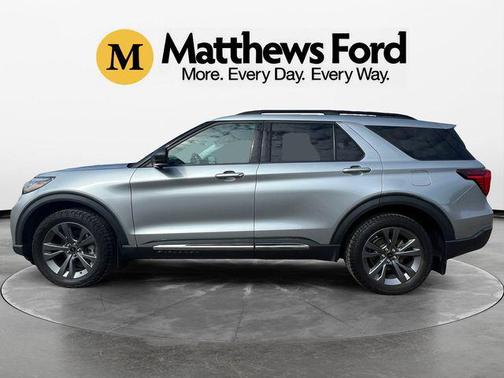 Iconic Silver Metallic 2025 Ford Explorer Active