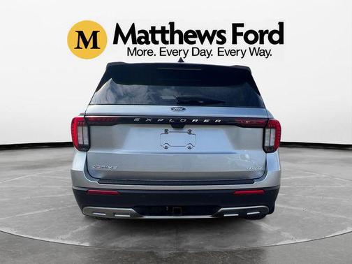 Iconic Silver Metallic 2025 Ford Explorer Active