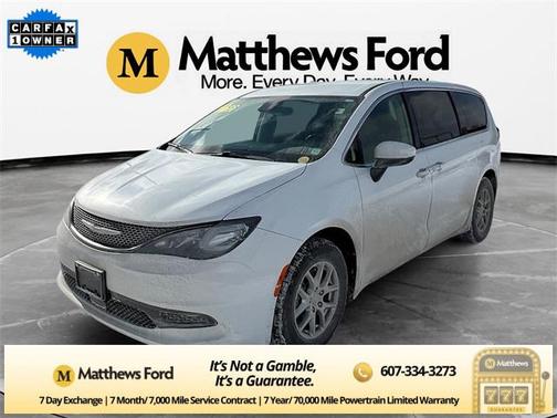 2023 Chrysler Voyager LX