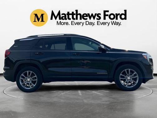 Ebony Twilight Metallic 2024 GMC Terrain SLT