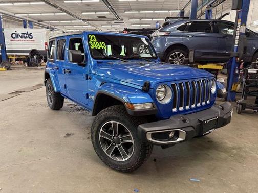 2023 Jeep Wrangler 4-Door Sahara 4x4