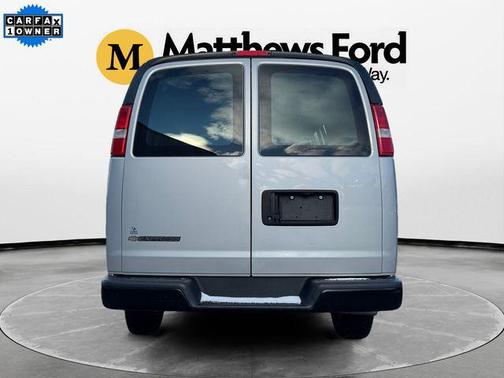 2022 Chevrolet Express 2500 RWD 2500 Regular Wheelbase WT