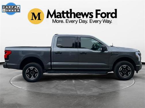 2023 Ford F-150 Lightning XLT