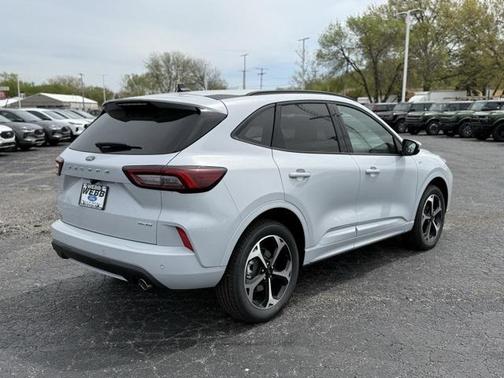 2025 Ford Escape ST-Line Elite