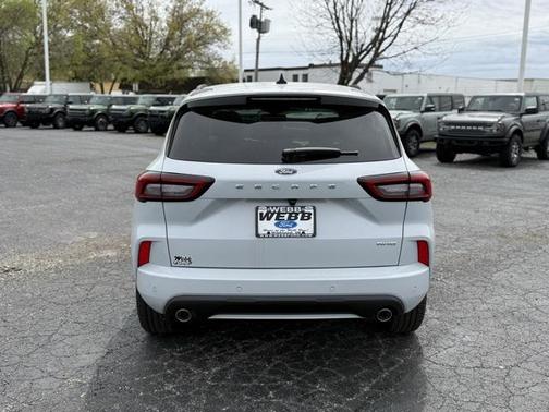 2025 Ford Escape ST-Line Elite