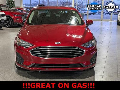 2020 Ford Fusion SE