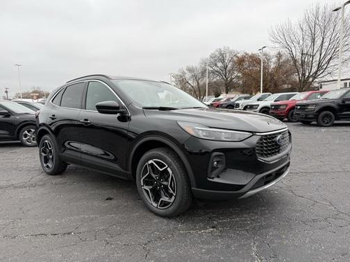 2026 Ford Escape Platinum