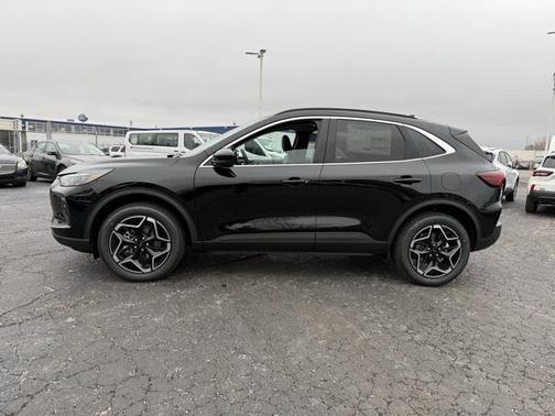 2026 Ford Escape Platinum