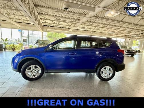 2014 Toyota RAV4 LE