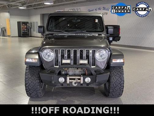 2022 Jeep Gladiator Overland