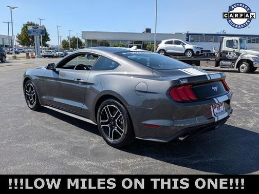 2020 Ford Mustang EcoBoost