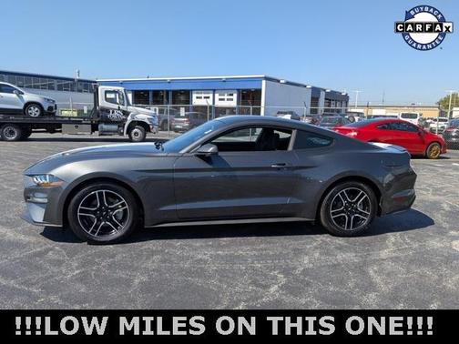 2020 Ford Mustang EcoBoost