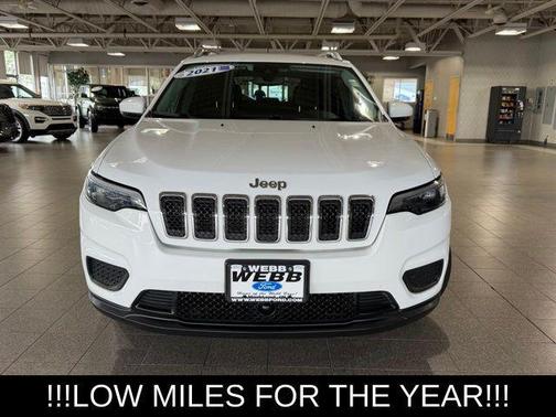 Bright White Clearcoat 2021 Jeep Cherokee Latitude