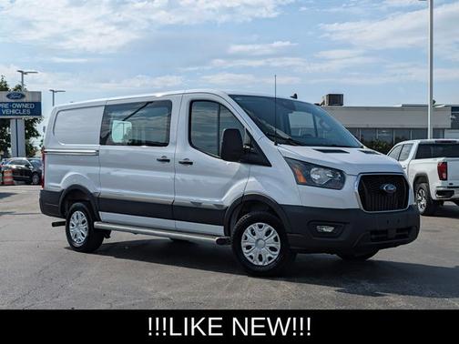 Oxford White 2025 Ford Transit-250 Base