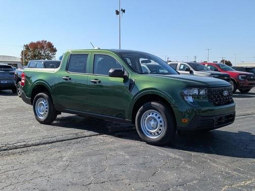 2025 Ford Maverick XL