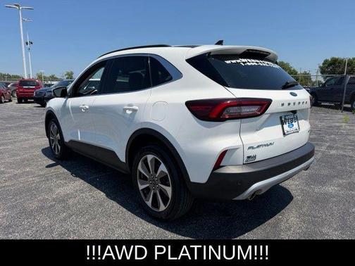 Star White Metallic Tri-Coat 2024 Ford Escape Platinum