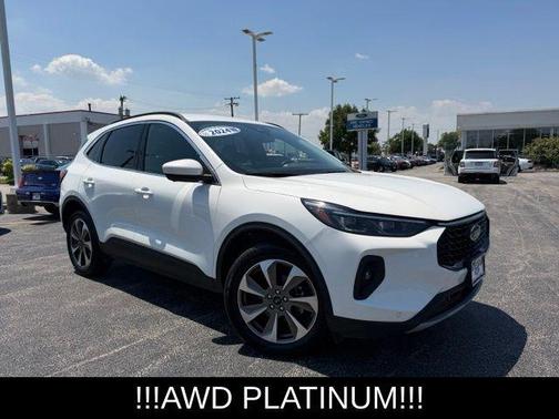 Star White Metallic Tri-Coat 2024 Ford Escape Platinum