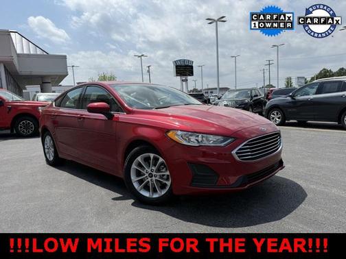 2020 Ford Fusion SE