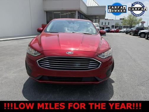 2020 Ford Fusion SE