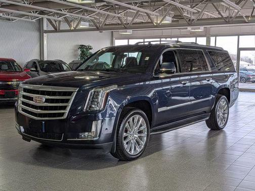 2019 Cadillac Escalade ESV Luxury