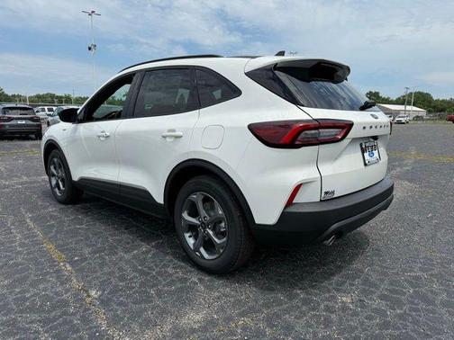 STAR WHITE METALLIC TRI-COAT 2025 Ford Escape ST-Line