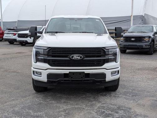 STAR WHITE METALLIC TRICOAT 2025 Ford F-150 Platinum
