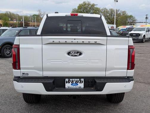 STAR WHITE METALLIC TRICOAT 2025 Ford F-150 Platinum