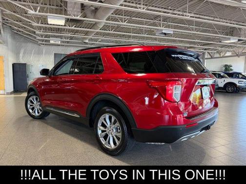 RAPID RED MET TINTED CC 2024 Ford Explorer XLT