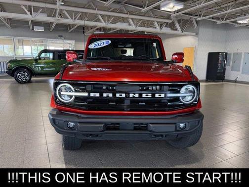 HOT PEPPER RED MET TINT CC 2023 Ford Bronco Outer Banks