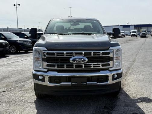 2025 Ford F-250 XLT
